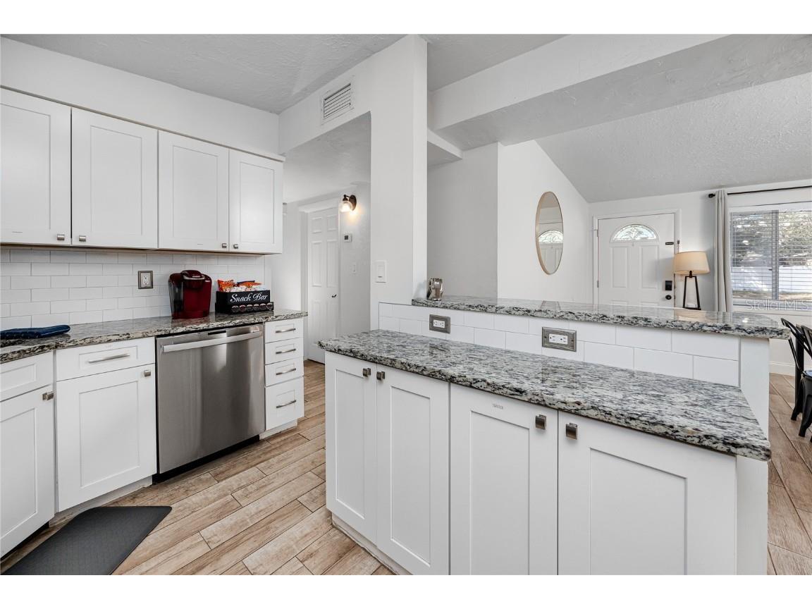 10996 106th Avenue Seminole FL 33778 TB8447867 image9