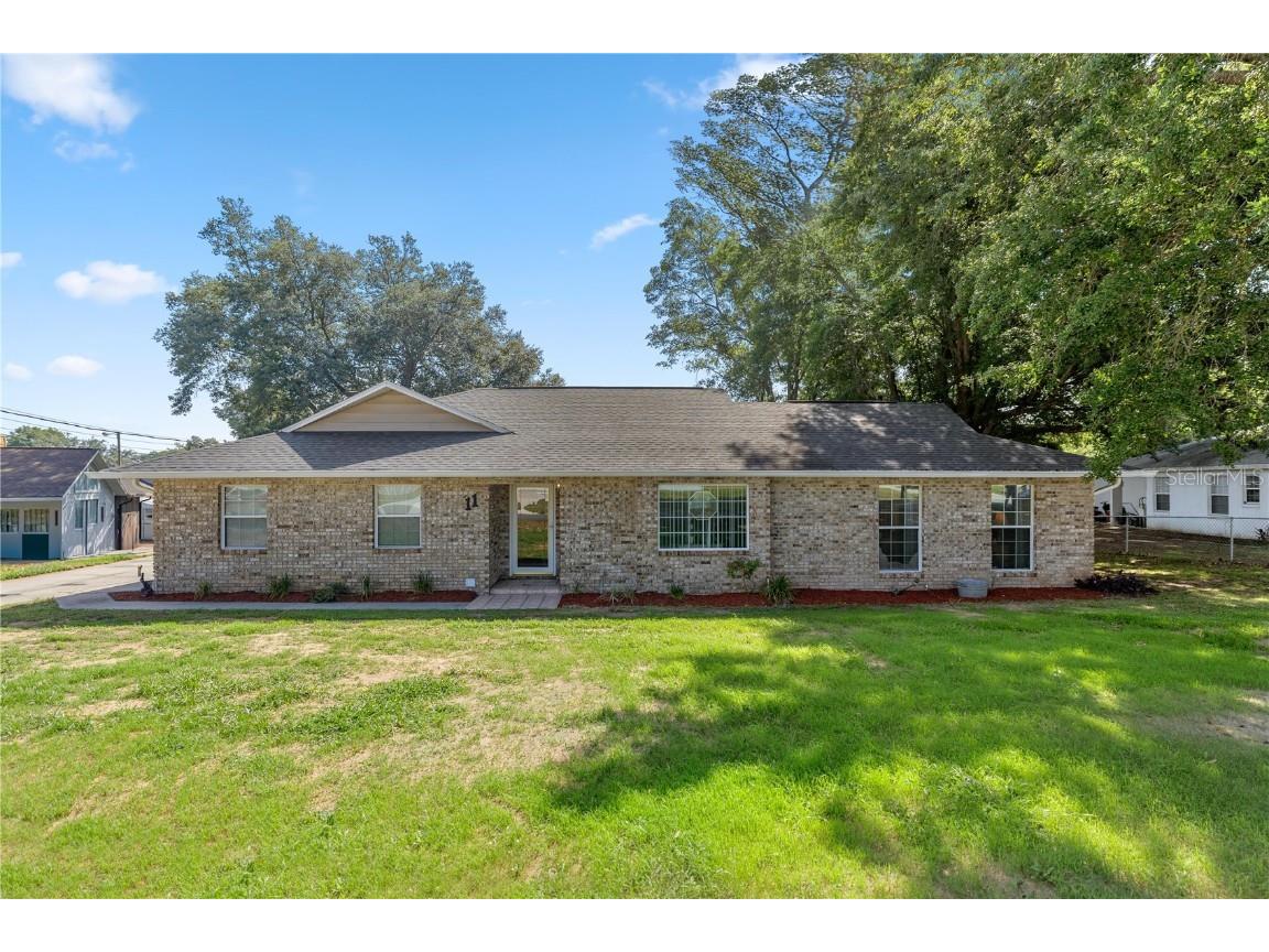 11 Almond Court Ocala FL 34472 OM679882 image1
