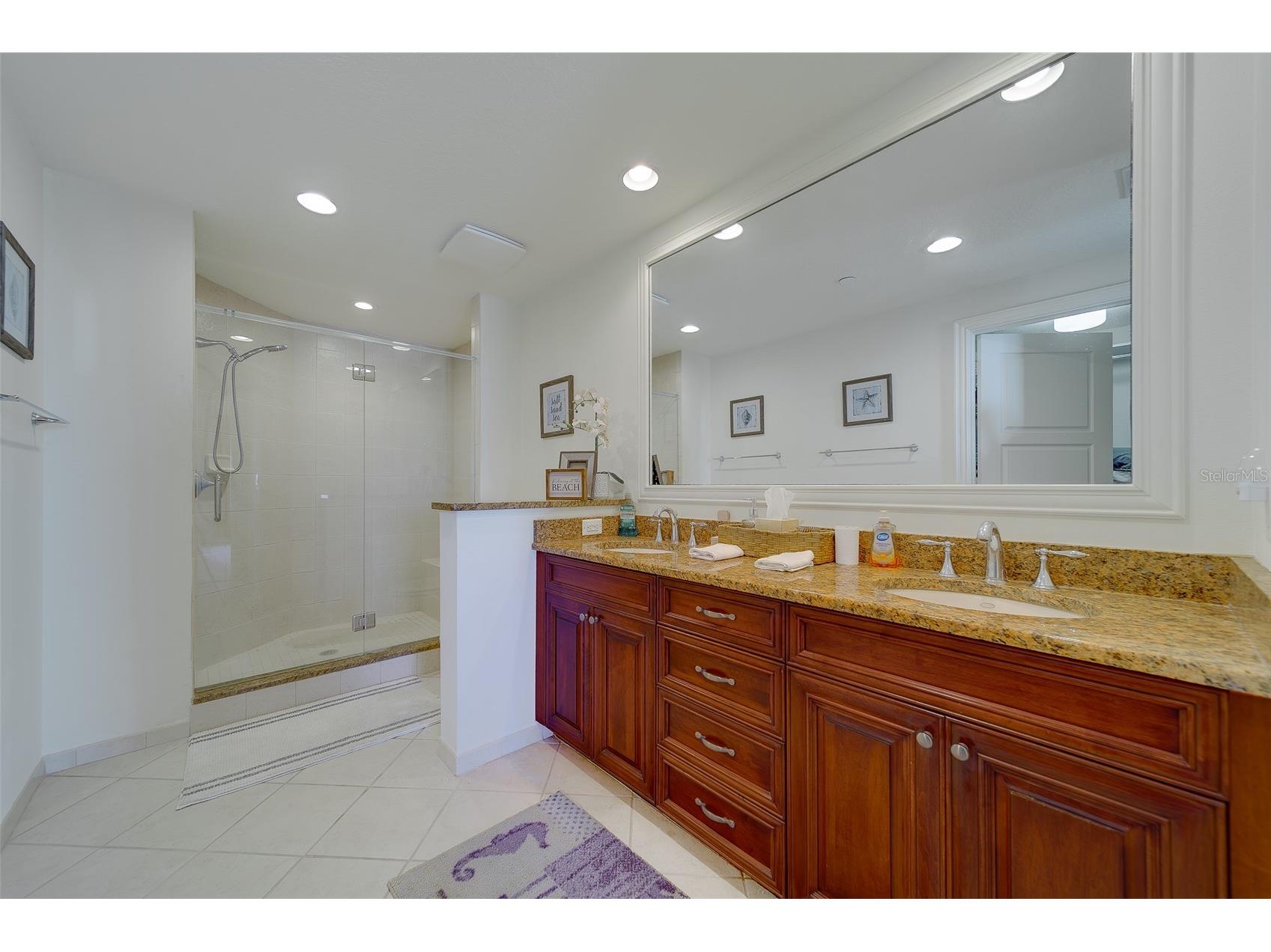 11 Baymont Street #1109 Clearwater Beach FL 33767 TB8484158 image24