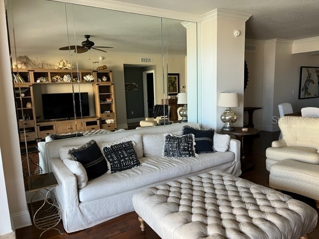 11 Baymont Street #504 Clearwater Beach FL 33767 TB8425928 image10