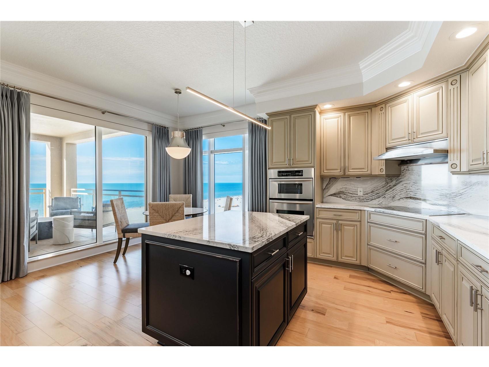 11 Baymont Street #702 Clearwater Beach FL 33767 TB8467929 image27