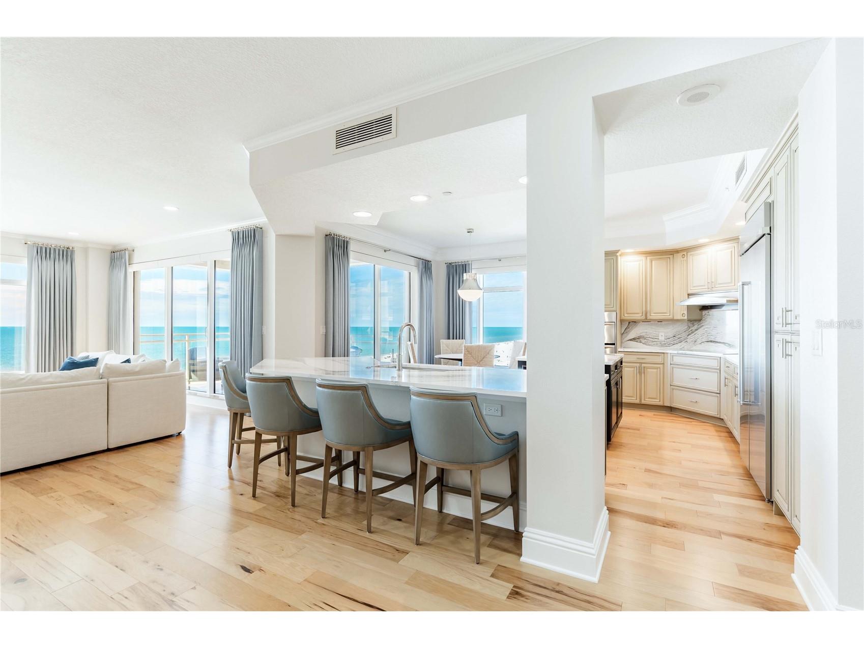 11 Baymont Street #702 Clearwater Beach FL 33767 TB8467929 image34