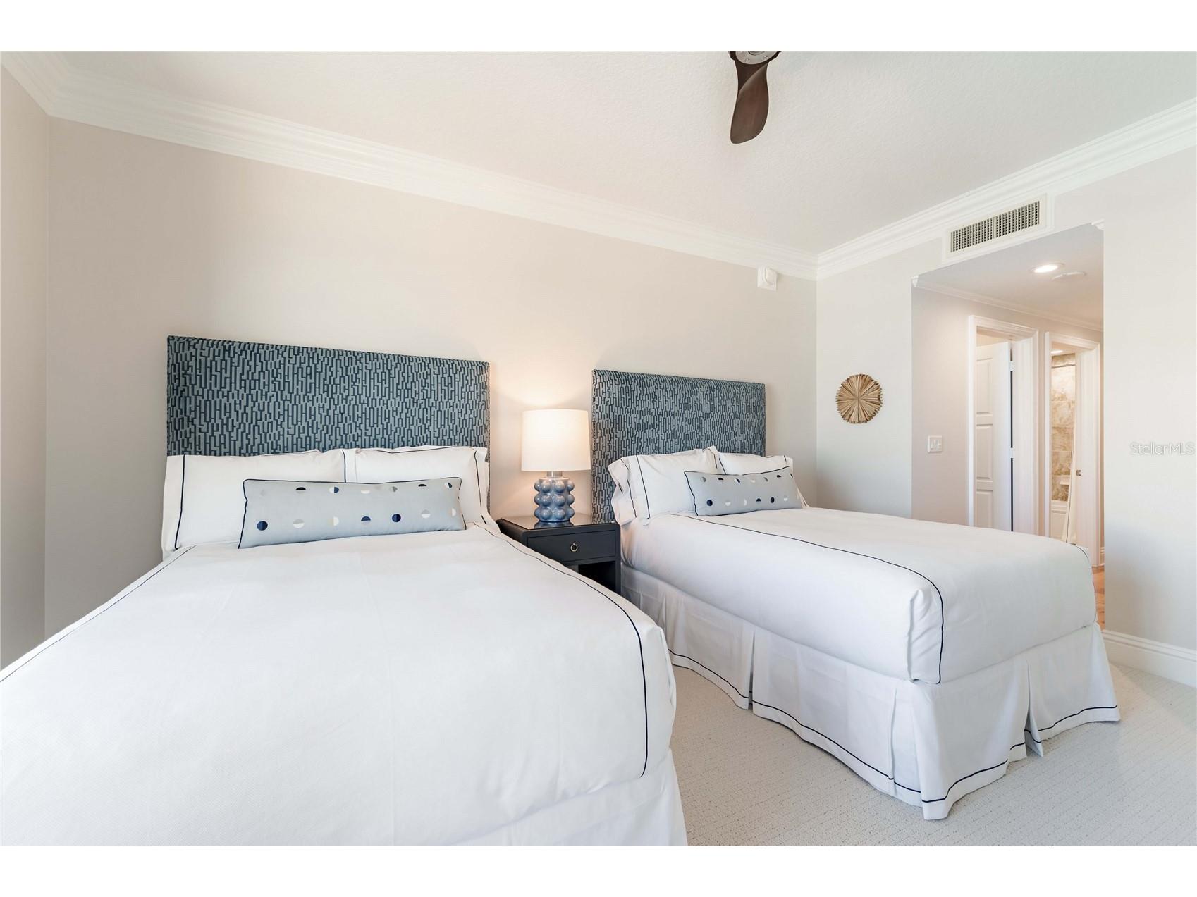 11 Baymont Street #702 Clearwater Beach FL 33767 TB8467929 image54