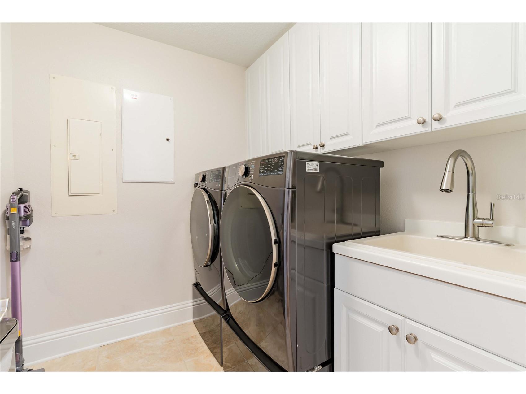 11 Baymont Street #702 Clearwater Beach FL 33767 TB8467929 image64