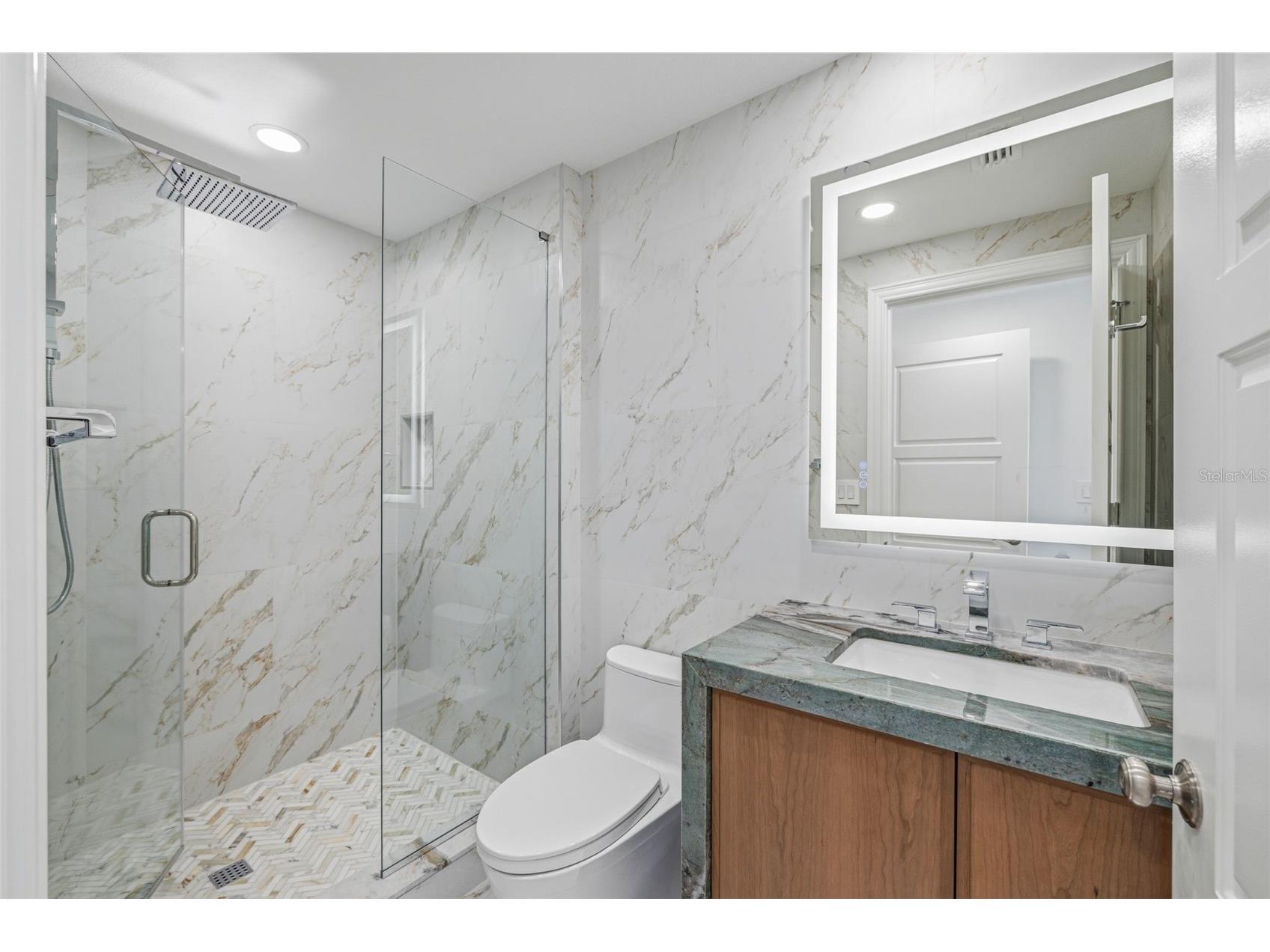 11 Baymont Street #907 Clearwater Beach FL 33767 TB8489056 image28