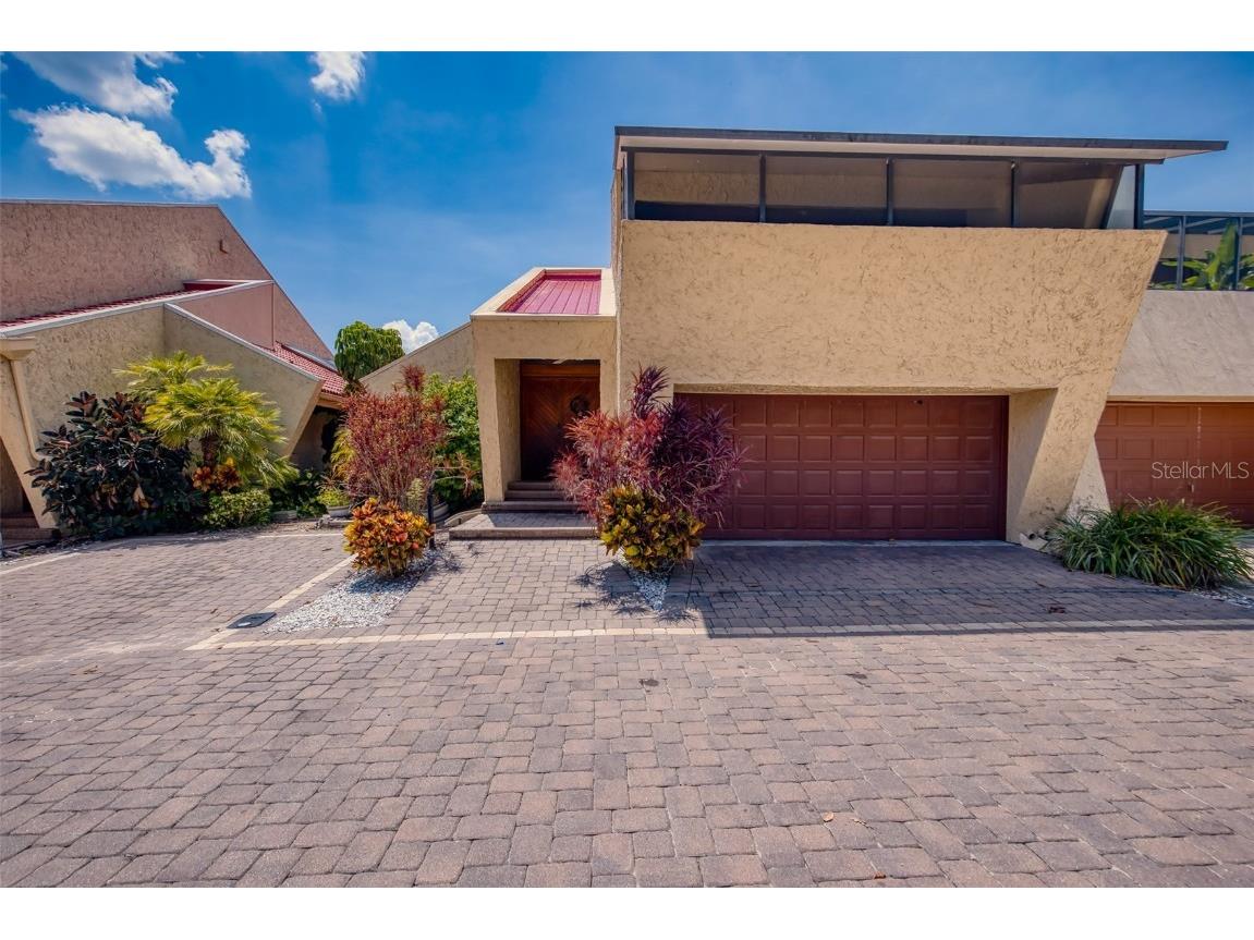 11 Casarena Court Winter Haven FL 33881 - LAKE CANNON S5132611 image1