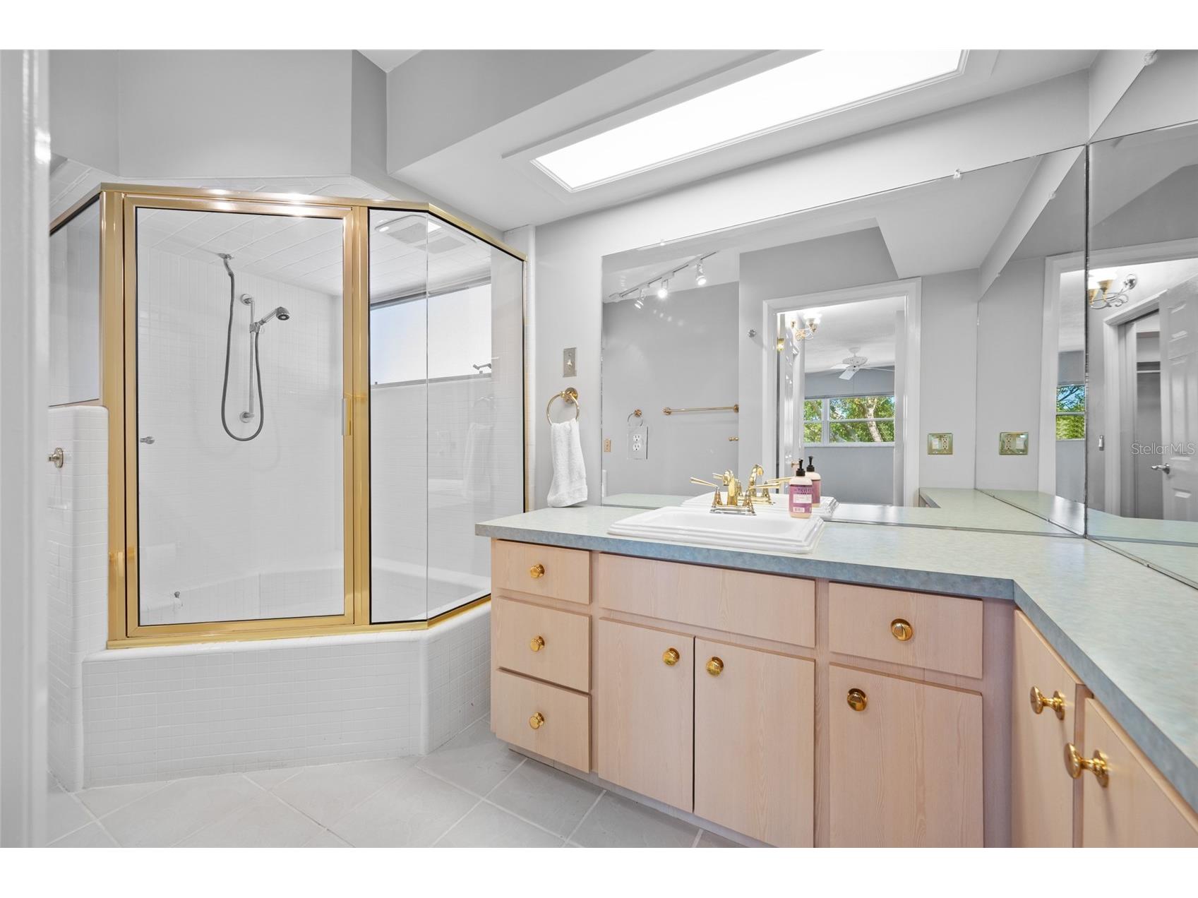 11 Country Club Drive #11 Largo FL 33771 TB8509554 image49