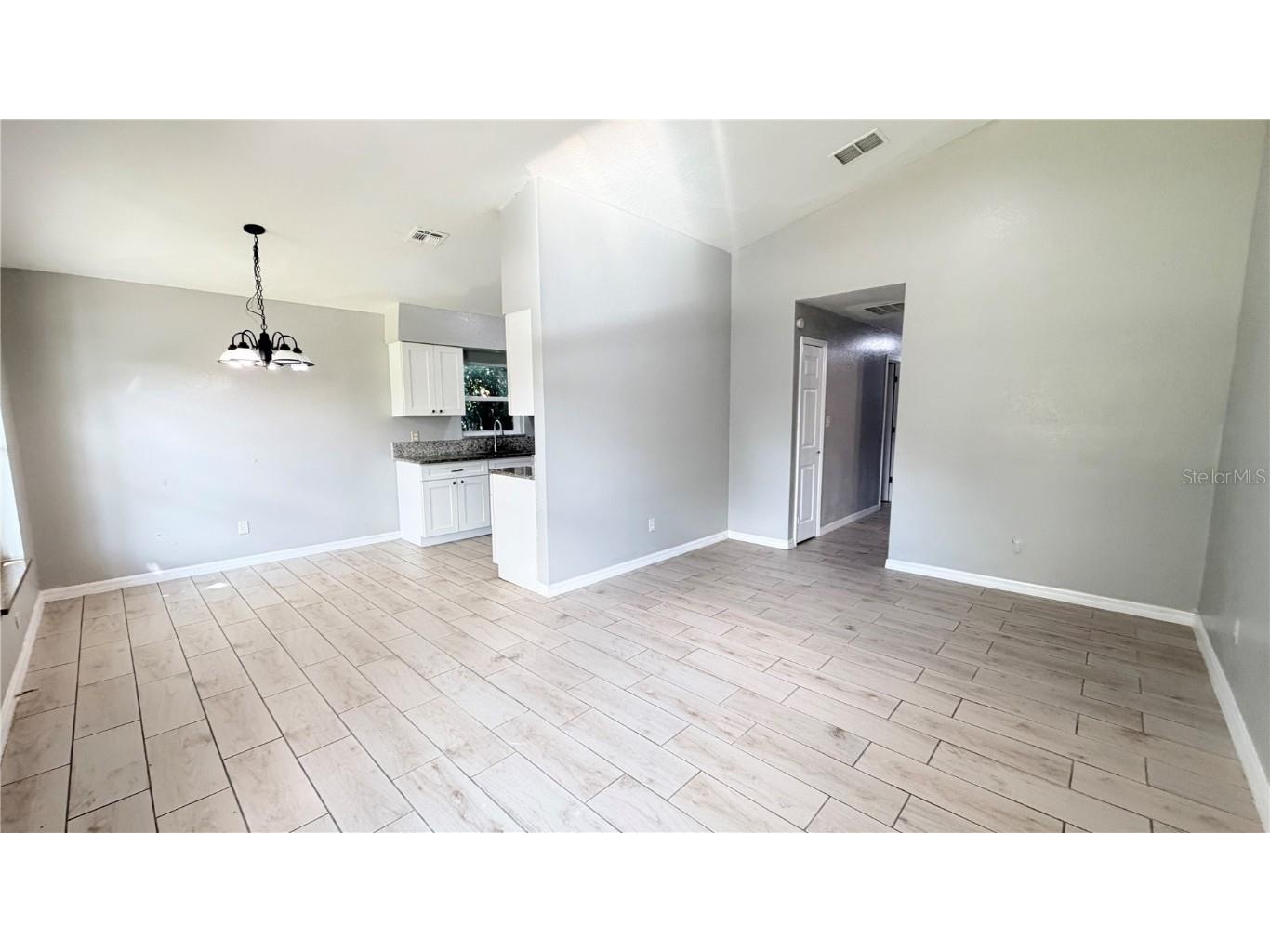 11 E Ella J Gilmore Street Apopka FL 32703 O6348026 image3