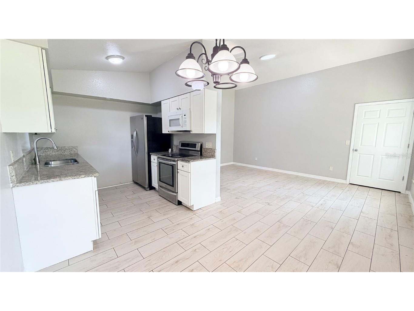 11 E Ella J Gilmore Street Apopka FL 32703 O6348026 image4