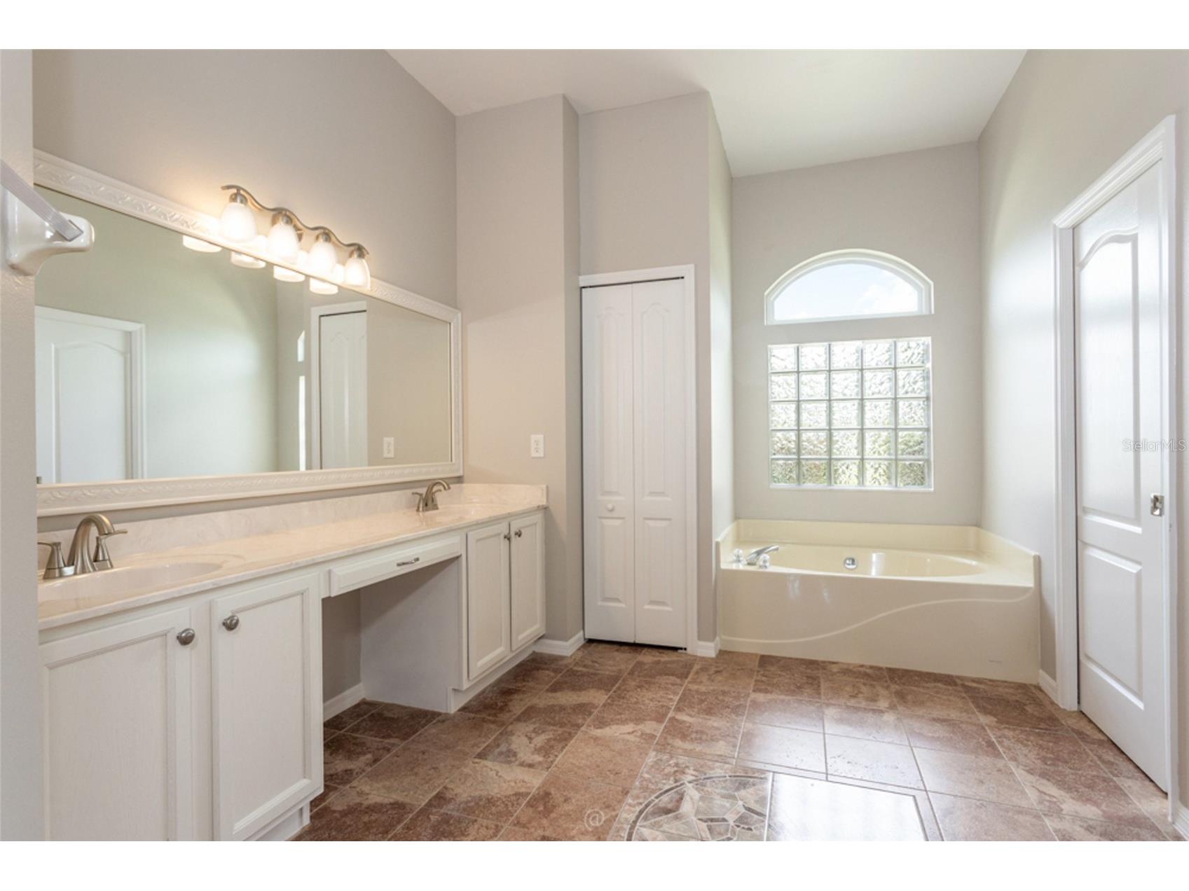 11 Edgewater Drive Palm Coast FL 32164 FC318079 image18