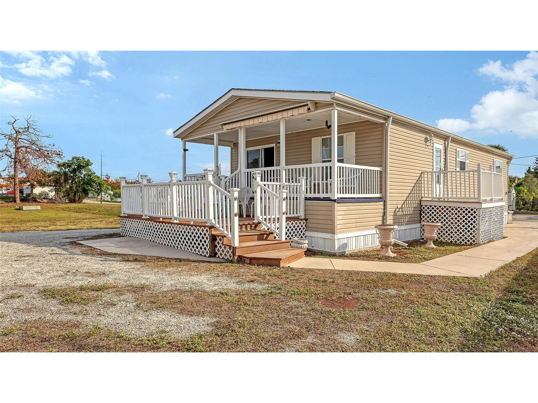 11 Erskine Drive Venice FL 34285 N6142349 image1