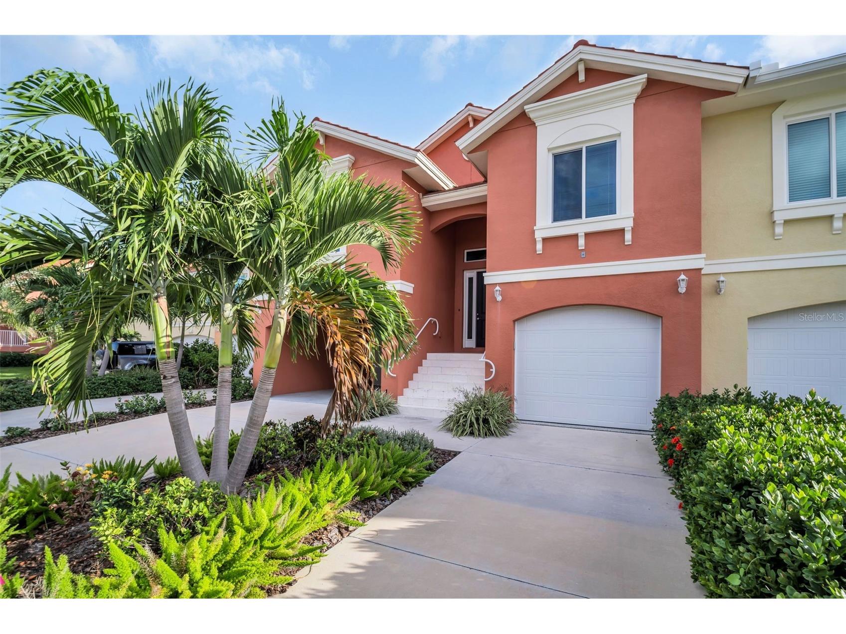 11 Franklin Court S #C Saint Petersburg FL 33711 - BOCA CIEGA BAY TB8476214 image1