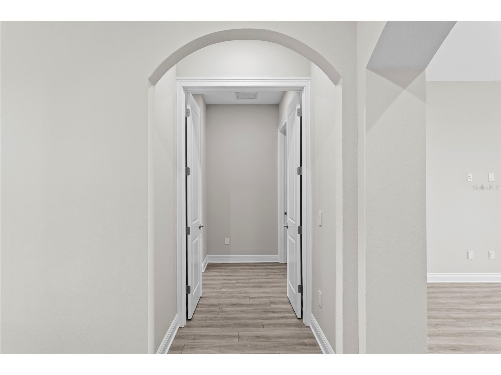 11 Franklin Court S #C Saint Petersburg FL 33711 TB8518866 image24