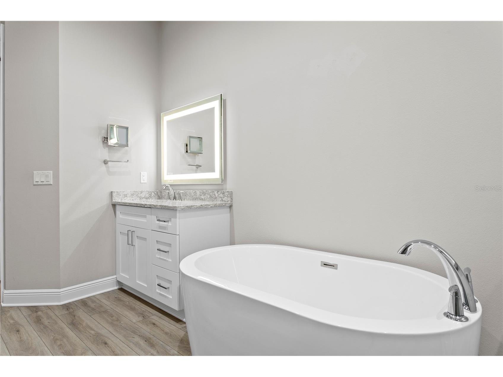 11 Franklin Court S #C Saint Petersburg FL 33711 TB8518866 image31
