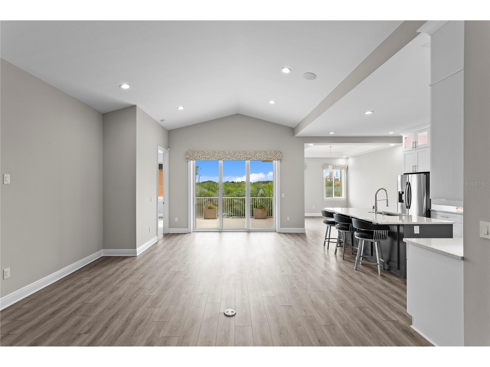 11 Franklin Court S #C Saint Petersburg FL 33711 TB8518866 image6