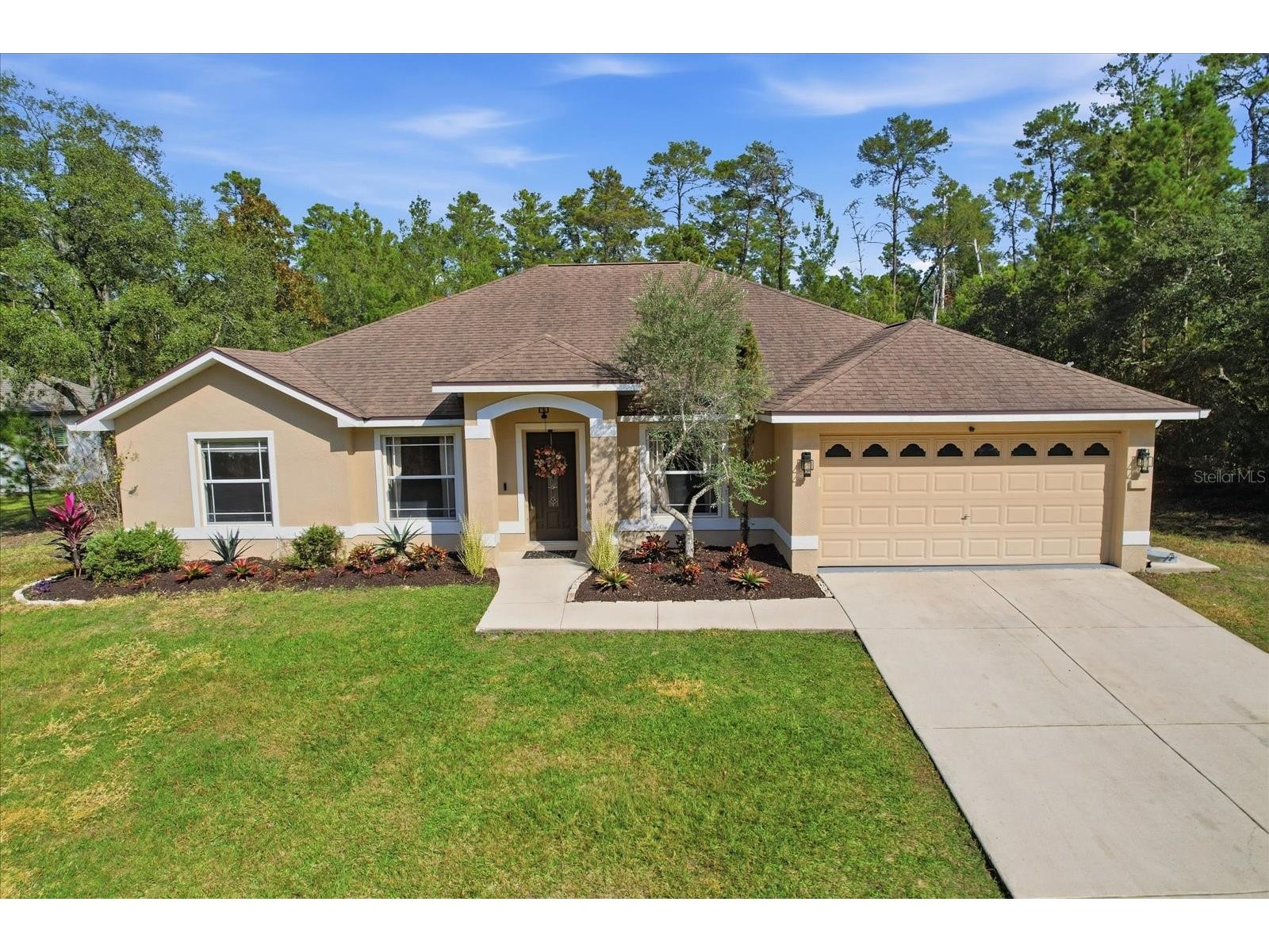 11 Heuchera Court E Homosassa FL 34446 TB8486925 image1