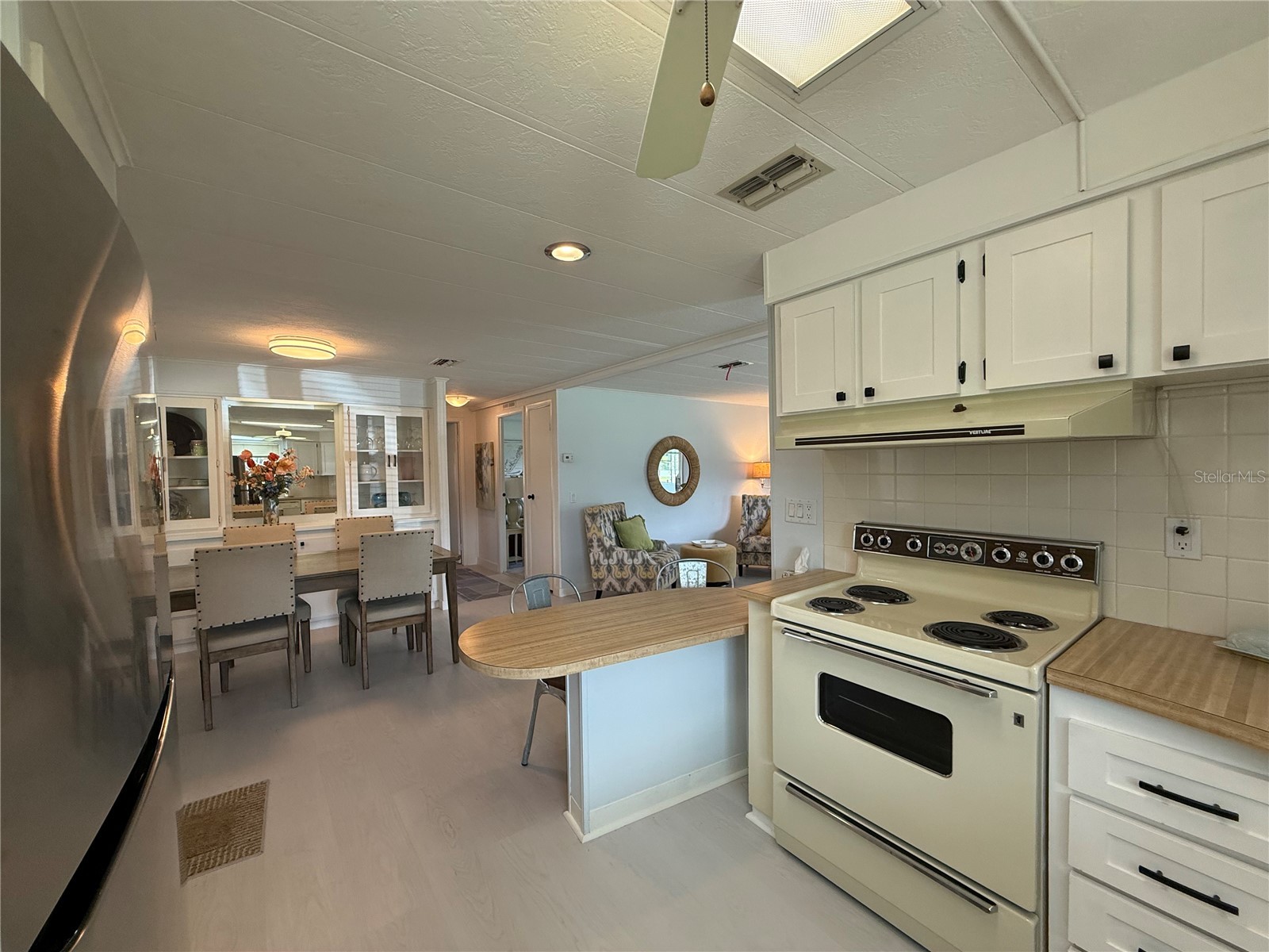 11 N Bobwhite Road Wildwood FL 34785 - LAKE OKAHUMPKA G5110539 image4