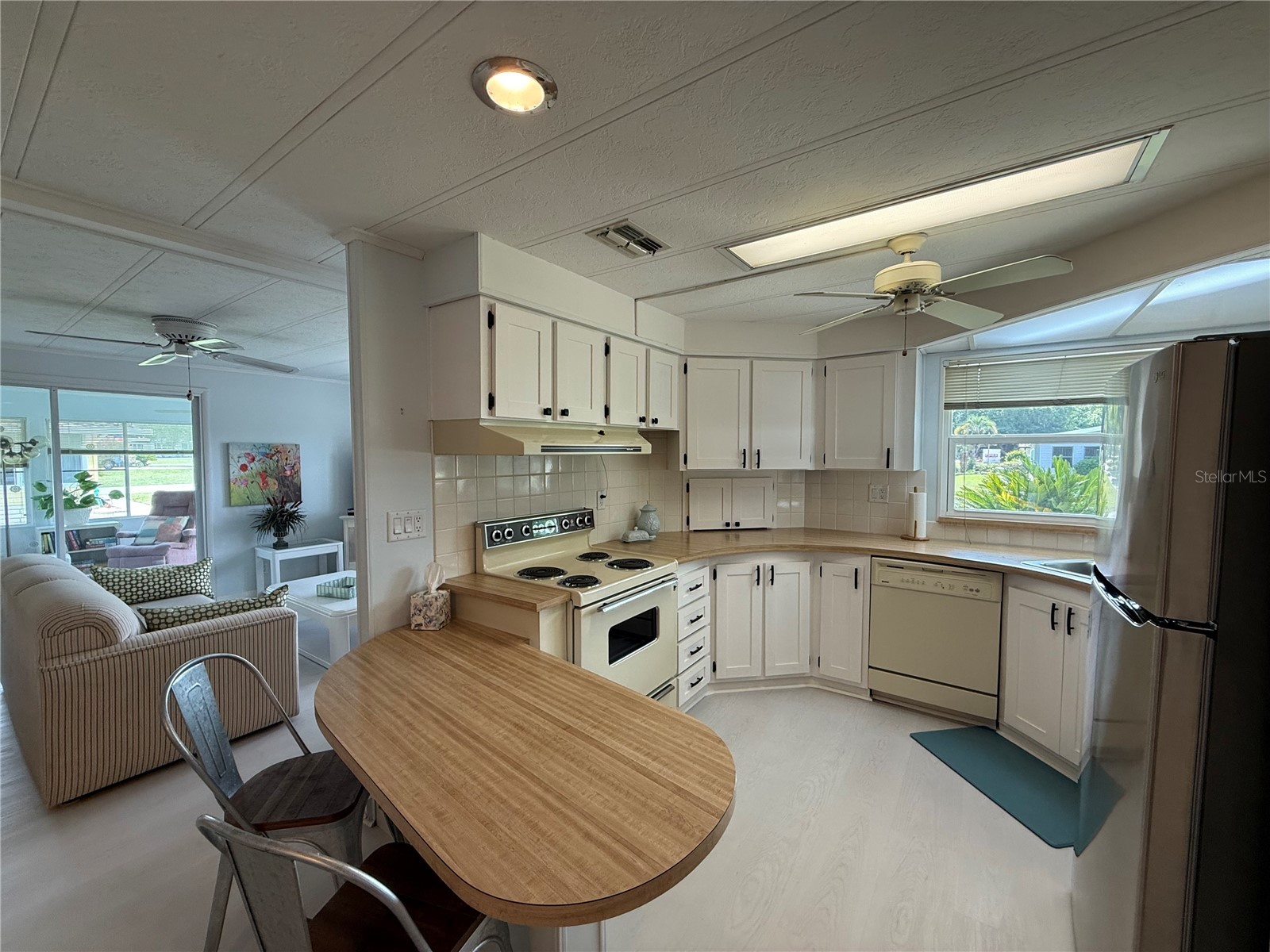 11 N Bobwhite Road Wildwood FL 34785 - LAKE OKAHUMPKA G5110539 image5