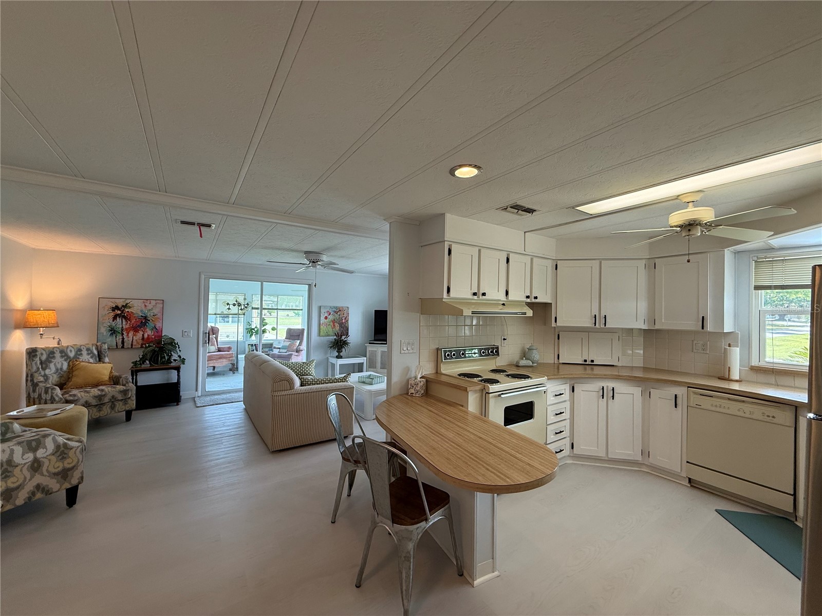11 N Bobwhite Road Wildwood FL 34785 - LAKE OKAHUMPKA G5110539 image6