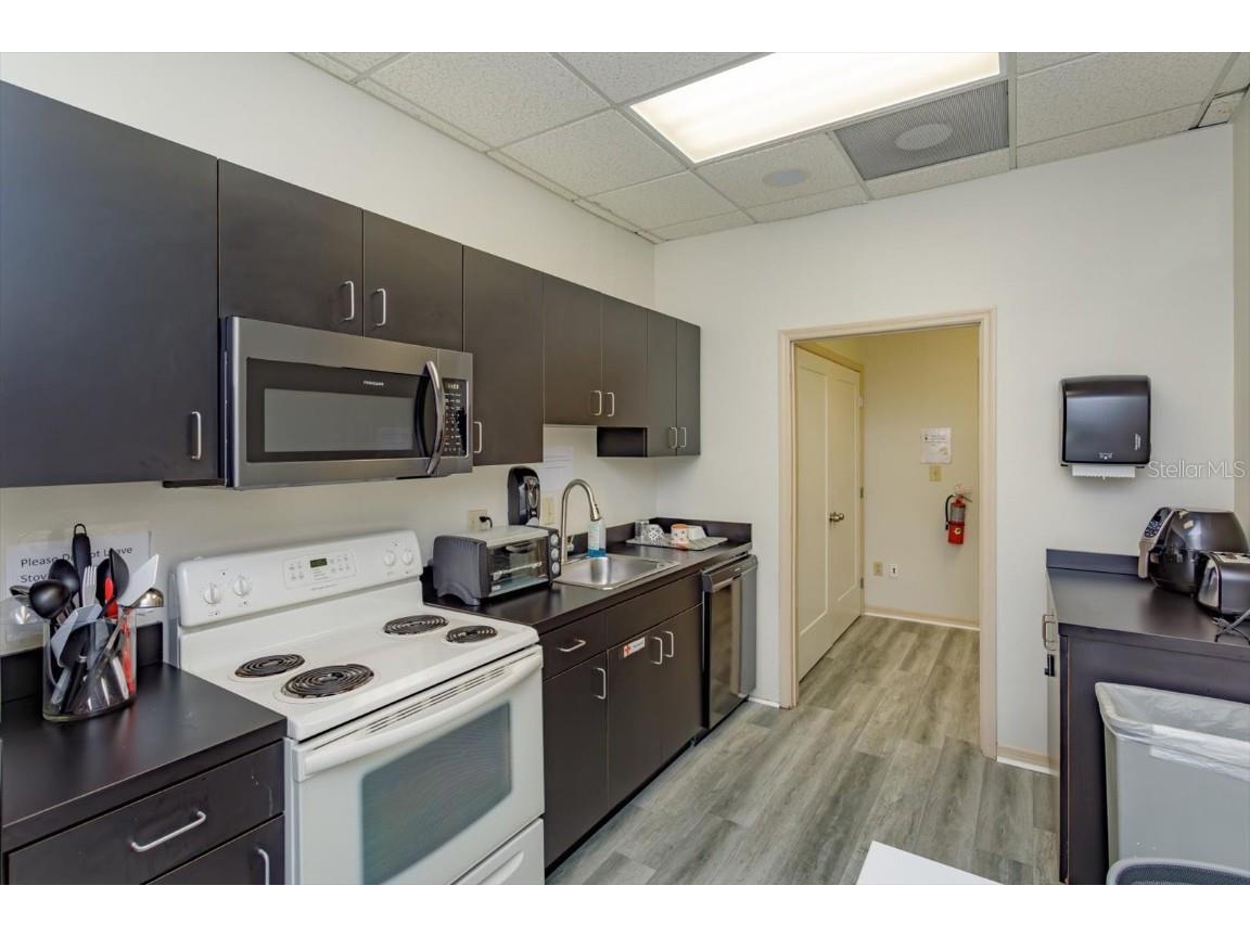 11 N Summerlin Avenue #100 Orlando FL 32801 O6335173 image24