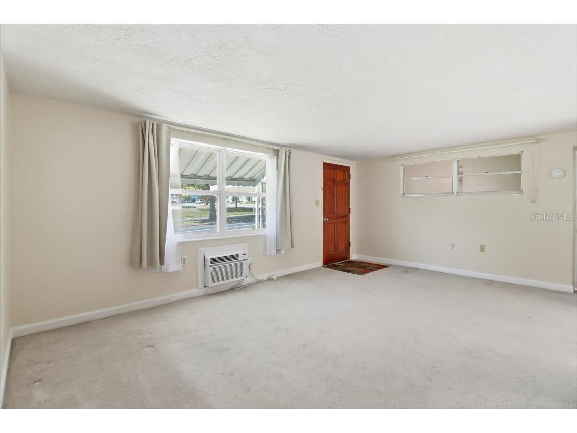 11 Roosevelt Boulevard Beverly Hills FL 34465 OM712327 image6