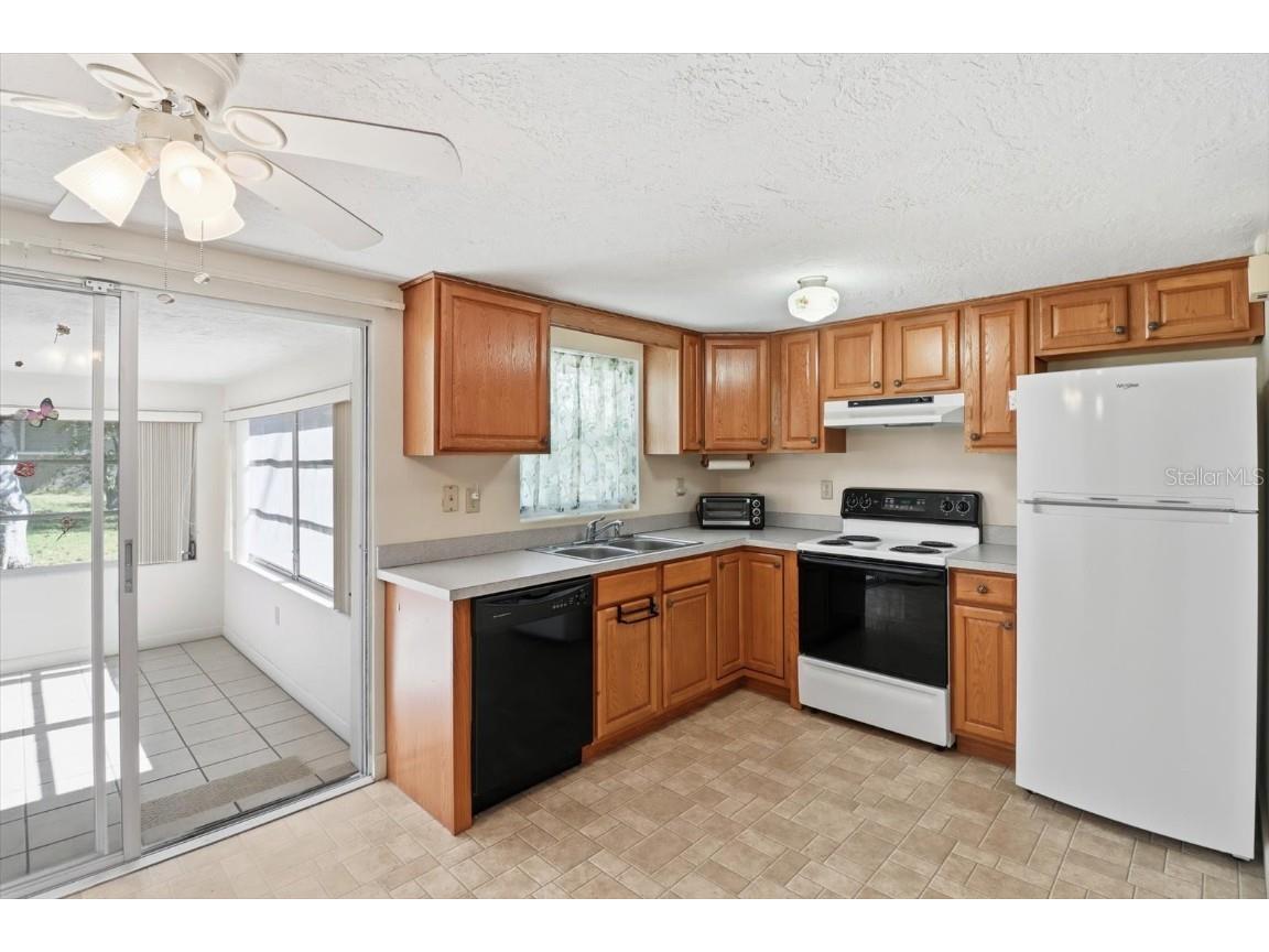 11 Roosevelt Boulevard Beverly Hills FL 34465 OM712327 image8