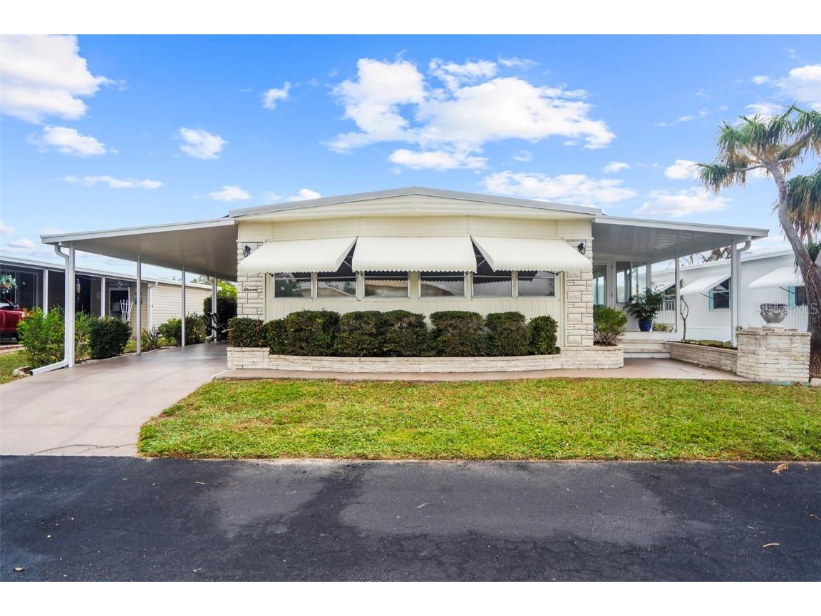 11 S Esplanade Street Englewood FL 34223 N6139363 image1