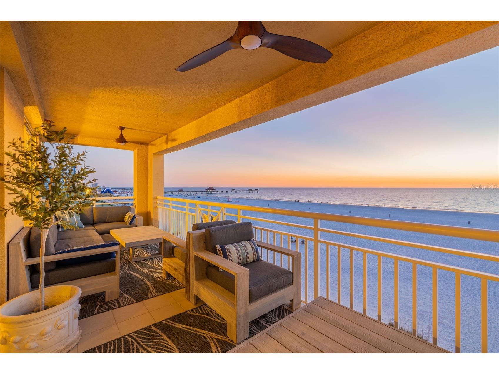 11 San Marco Street #401 Clearwater Beach FL 33767 - GULF TB8500144 image1