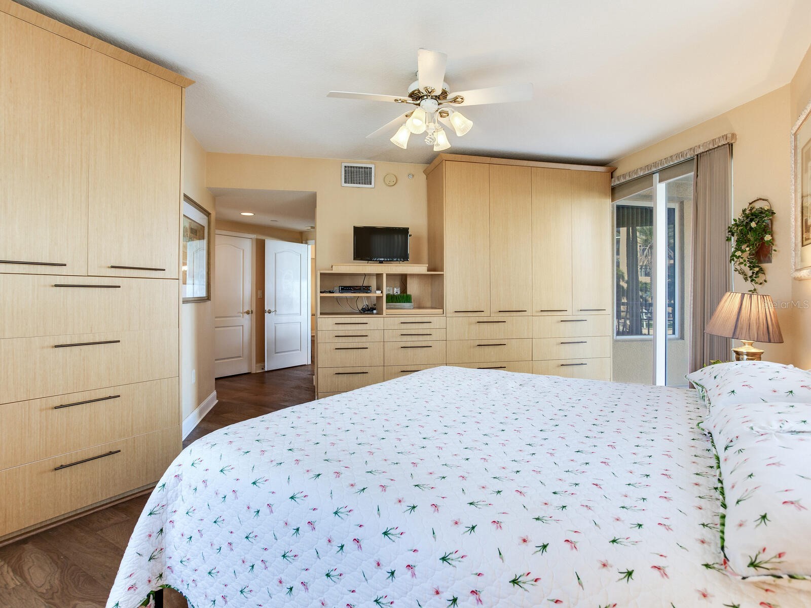 11 San Marco Street #408 Clearwater Beach FL 33767 TB8467533 image58
