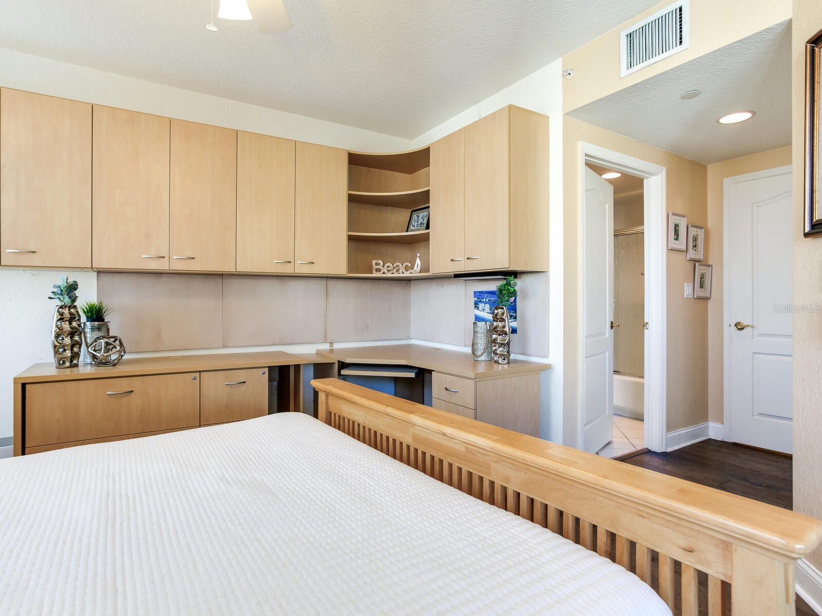 11 San Marco Street #408 Clearwater Beach FL 33767 TB8467533 image70