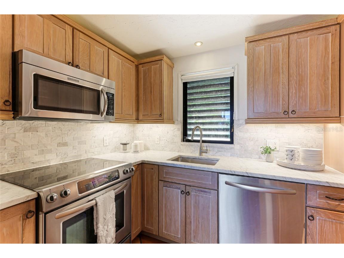 11 Sandy Cove Road #8F Sarasota FL 34242 A4668493 image14