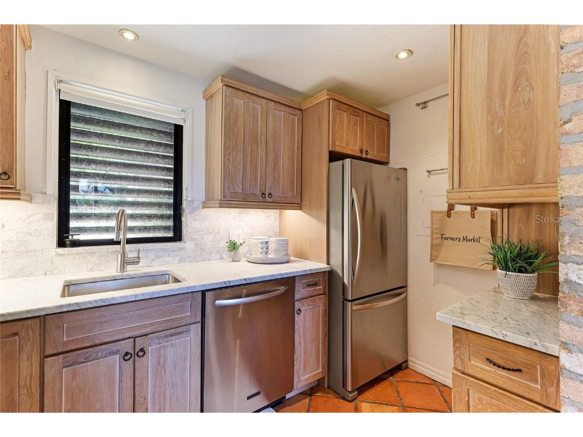 11 Sandy Cove Road #8F Sarasota FL 34242 A4668493 image15