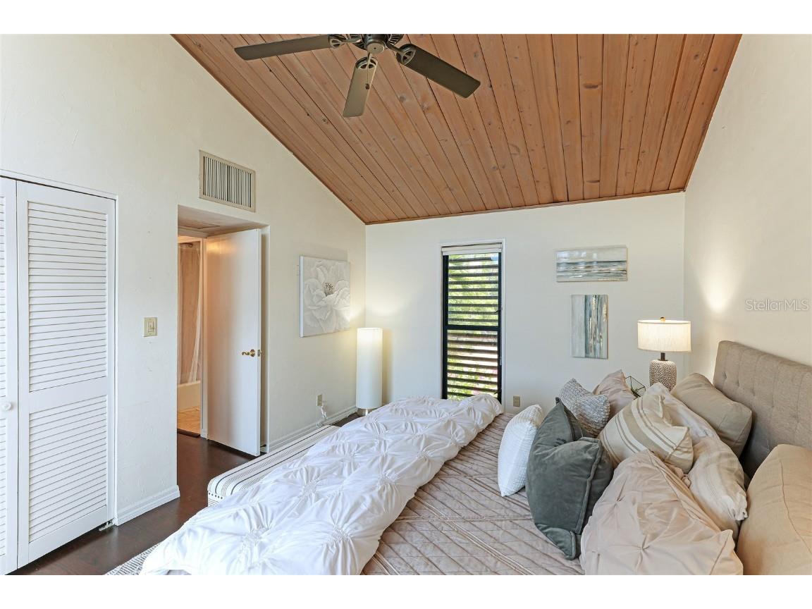 11 Sandy Cove Road #8F Sarasota FL 34242 A4668493 image22