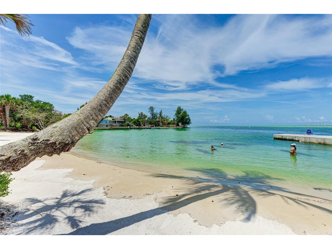 11 Sandy Cove Road #8F Sarasota FL 34242 A4668493 image3