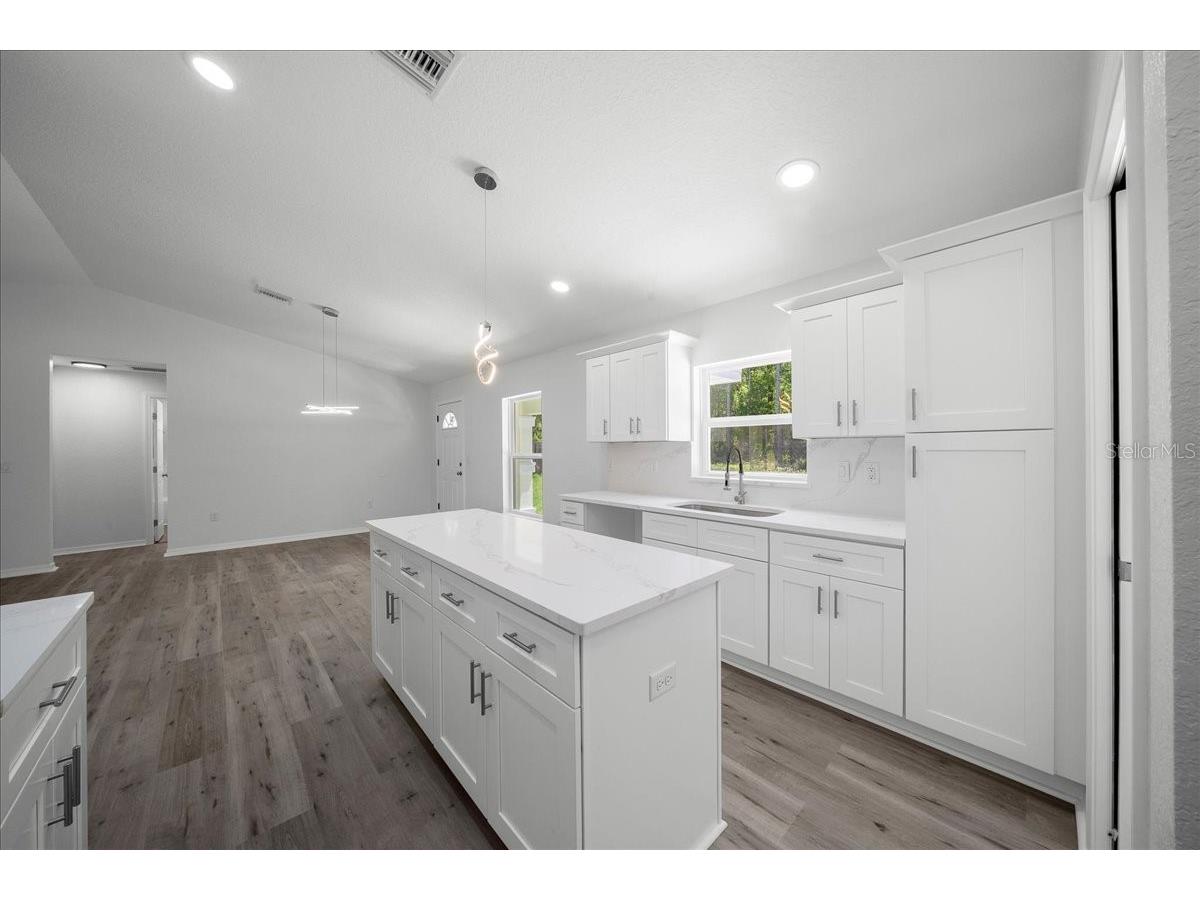 11 Sequoia Loop Place Ocklawaha FL 32179 OM717580 image36