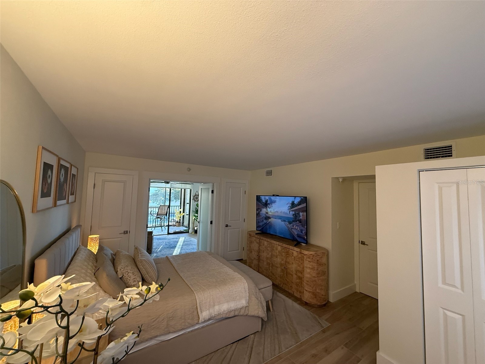 11 Sunset Drive #105 Sarasota FL 34236 A4681841 image30