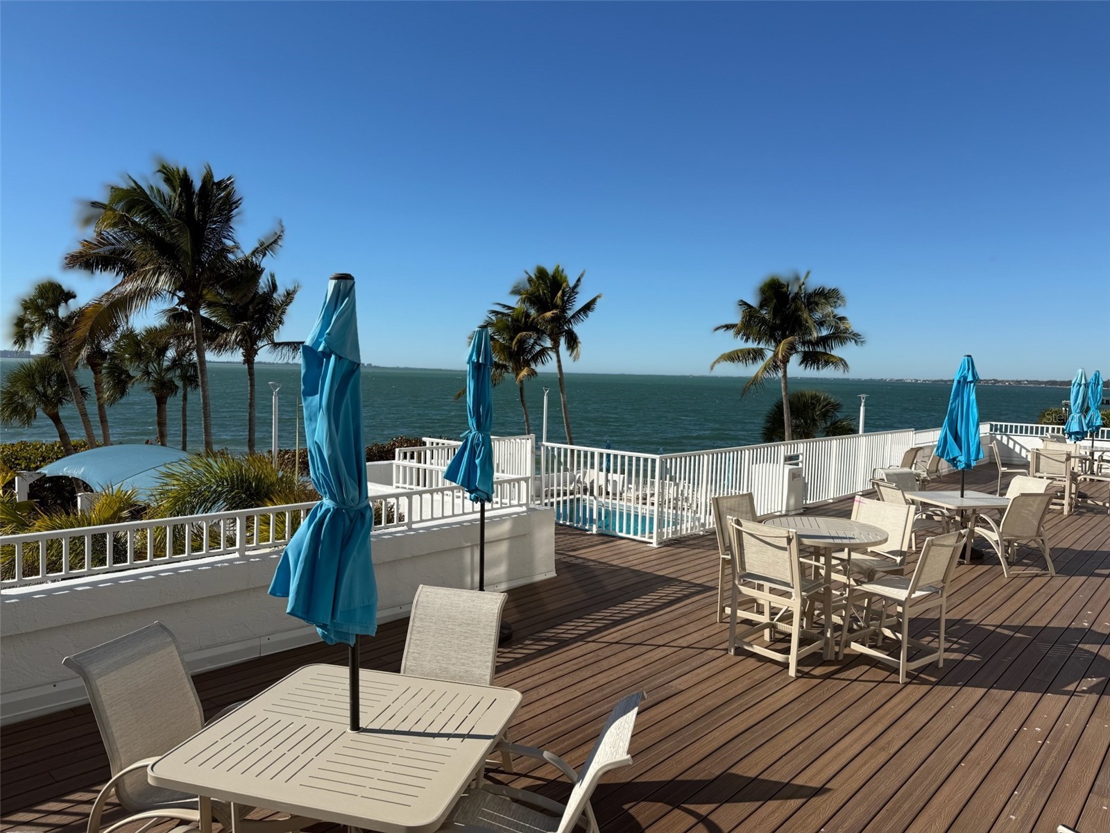 11 Sunset Drive #105 Sarasota FL 34236 A4681841 image39