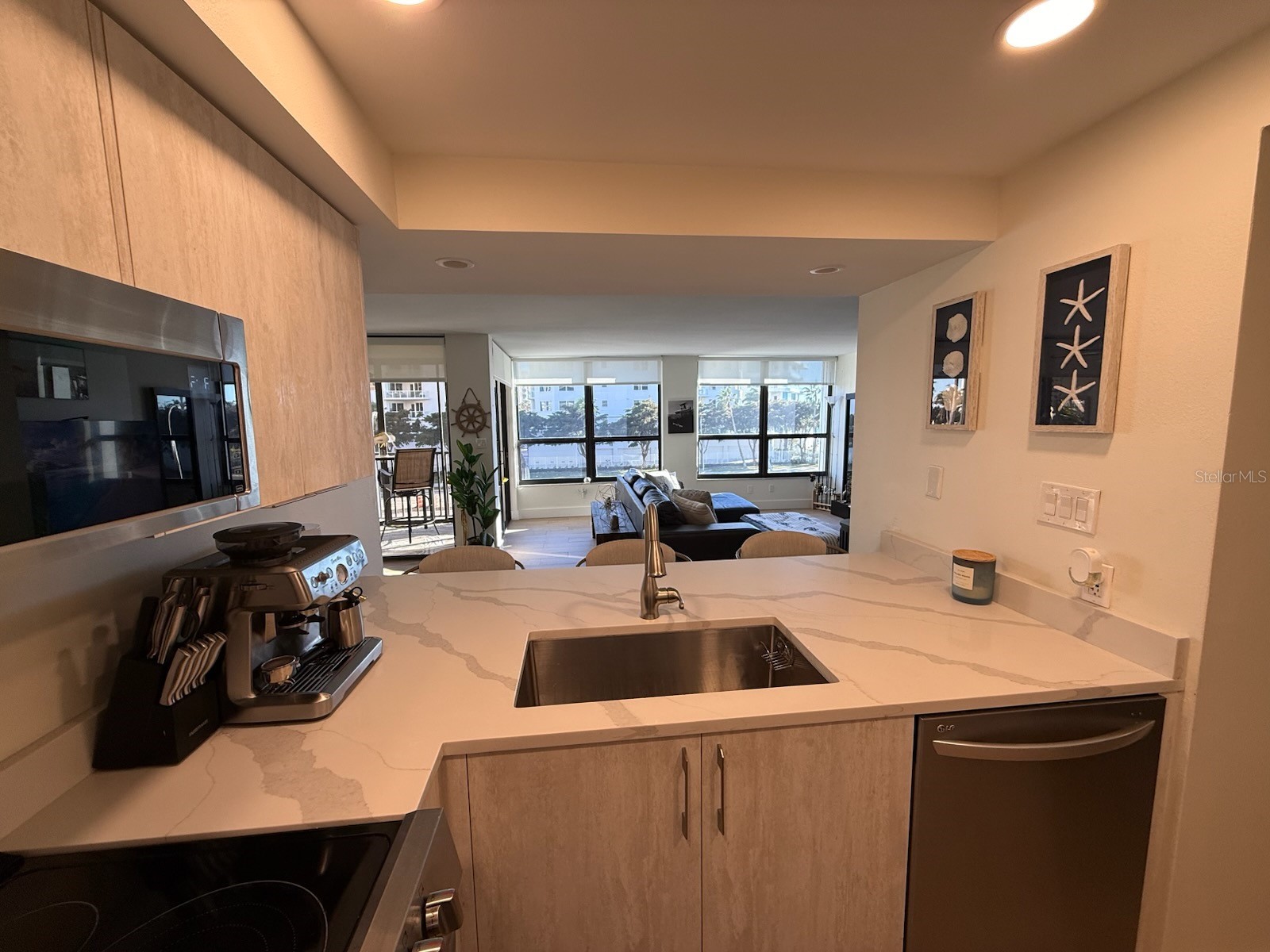 11 Sunset Drive #105 Sarasota FL 34236 A4681841 image7