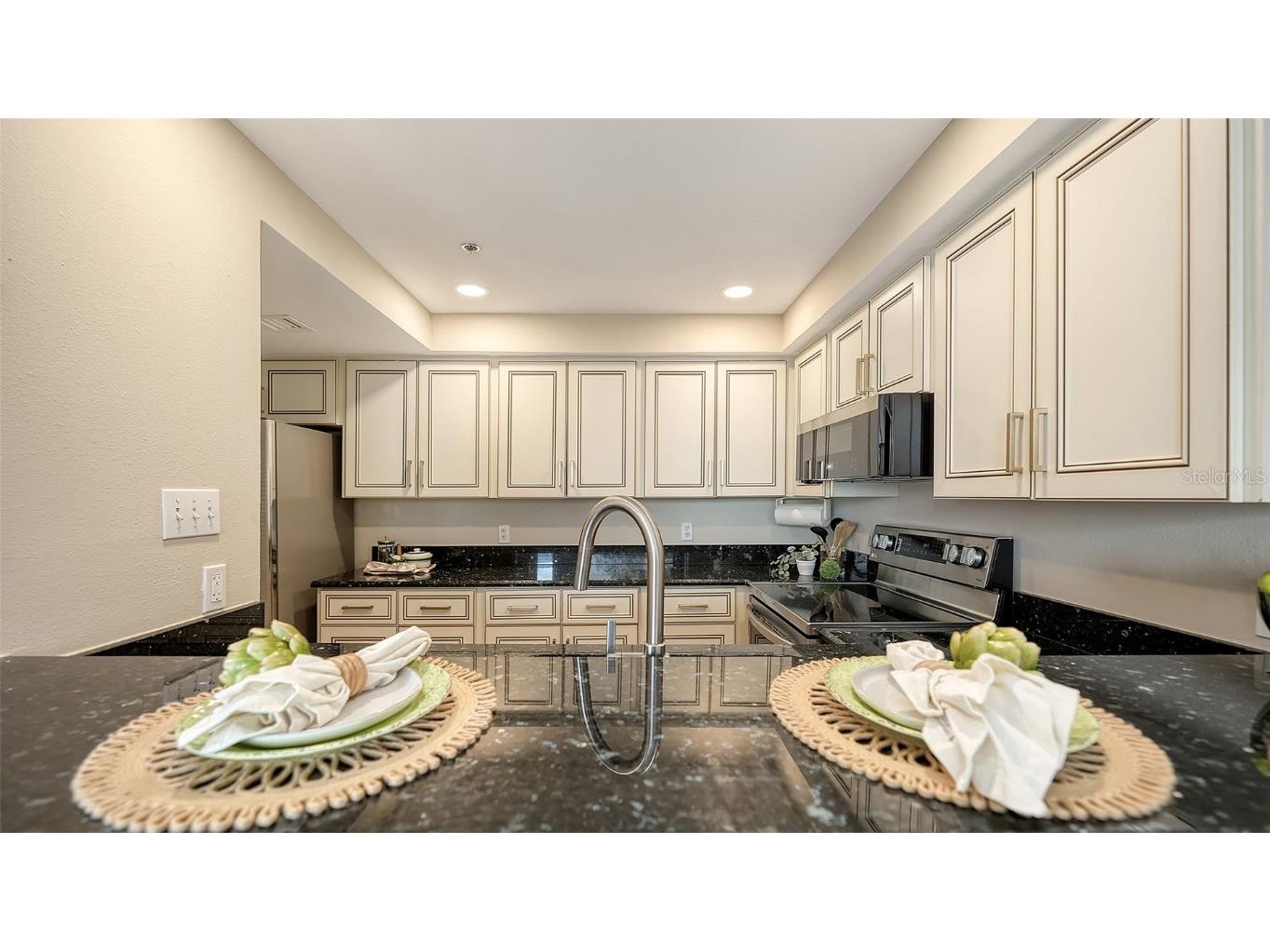 11 Sunset Drive #303 Sarasota FL 34236 A4642099 image12