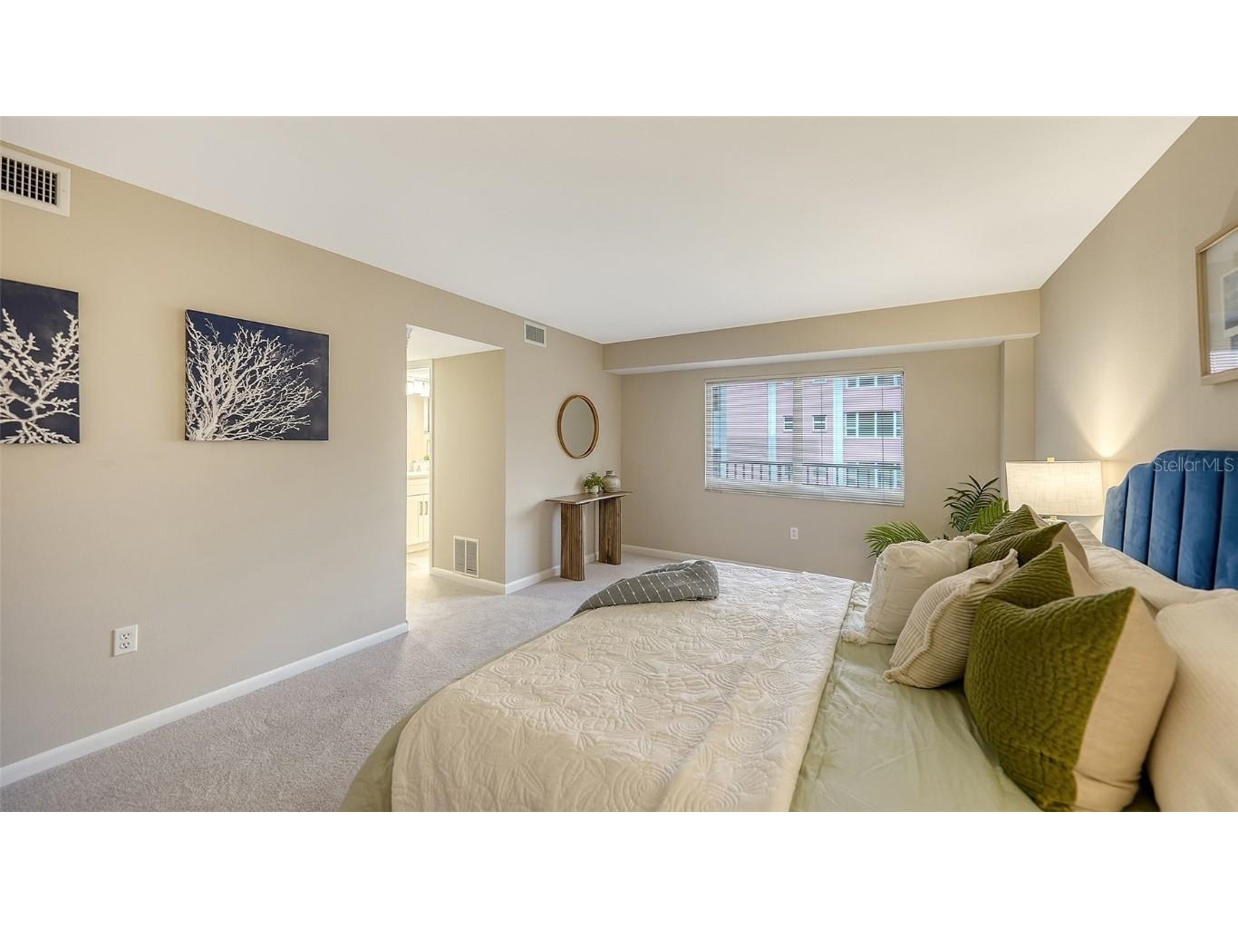 11 Sunset Drive #303 Sarasota FL 34236 A4642099 image27