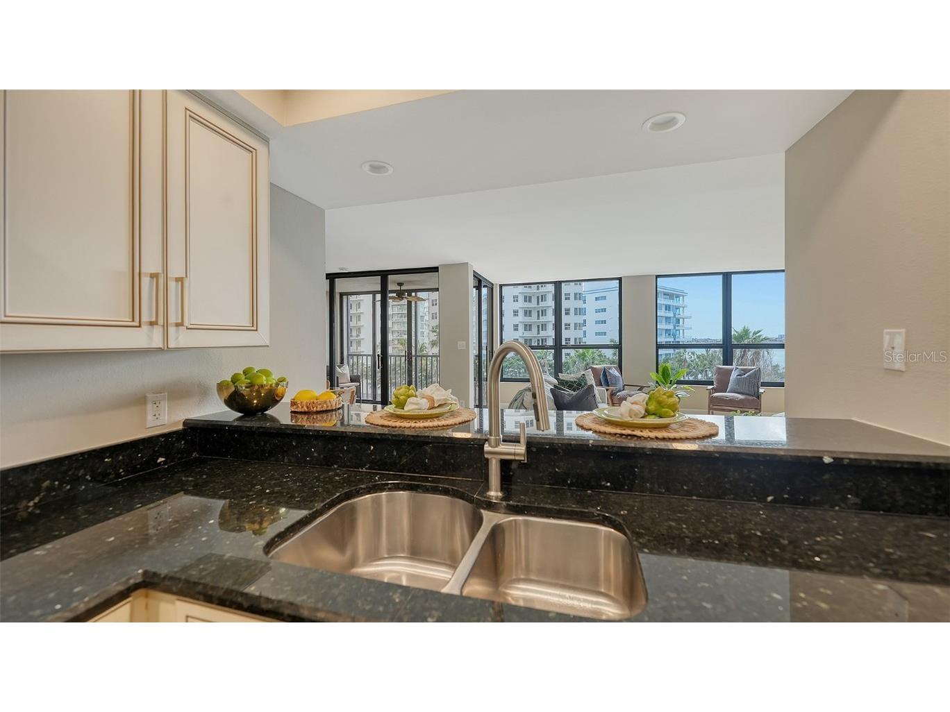 11 Sunset Drive #303 Sarasota FL 34236 A4642099 image9