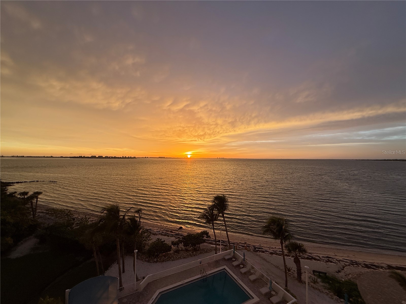 11 Sunset Drive #502 Sarasota FL 34236 - SARASOTA BAY A4680726 image3