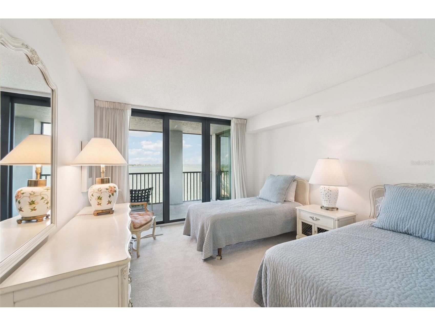 11 Sunset Drive #502 Sarasota FL 34236 - SARASOTA BAY A4680726 image36