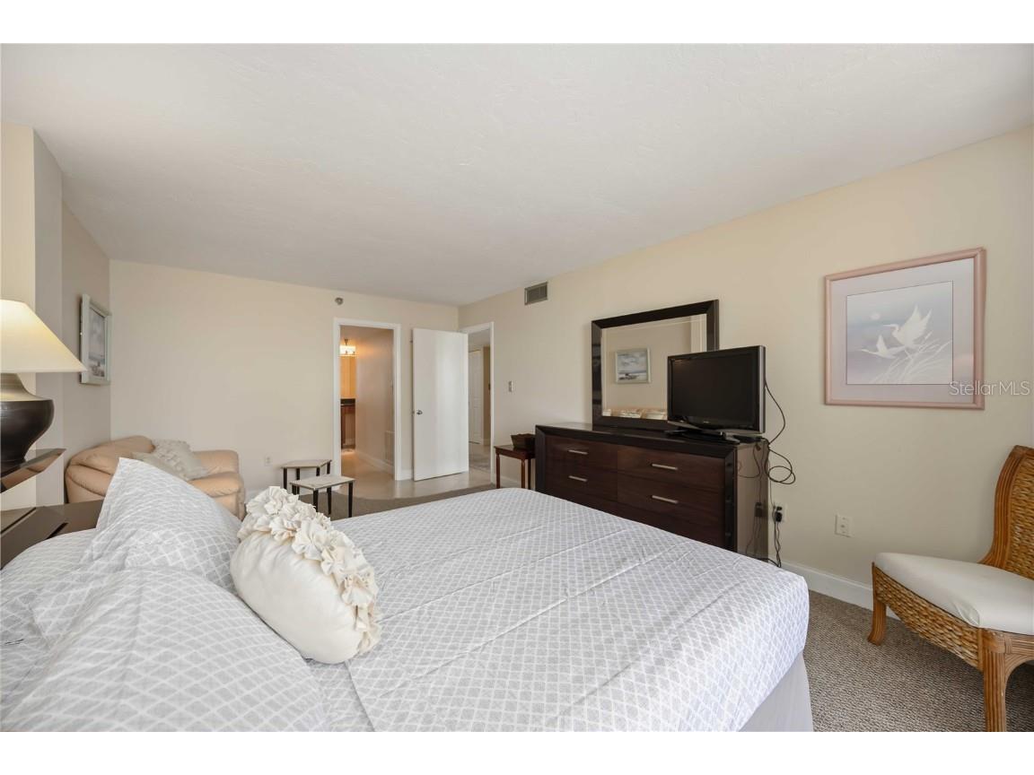 11 Sunset Drive #505 Sarasota FL 34236 A4660398 image34