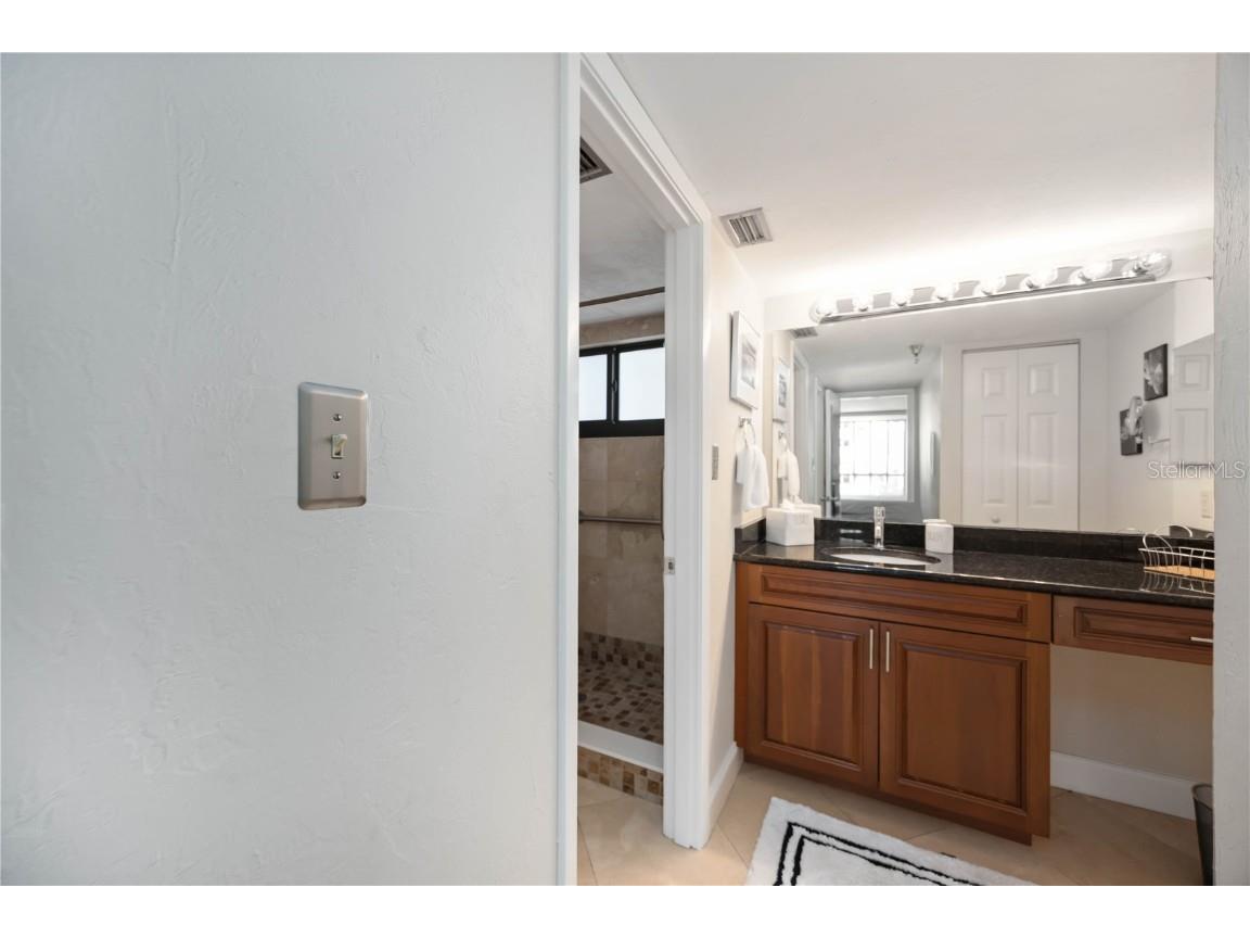 11 Sunset Drive #505 Sarasota FL 34236 A4660398 image35