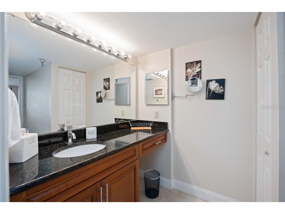 11 Sunset Drive #505 Sarasota FL 34236 A4660398 image36