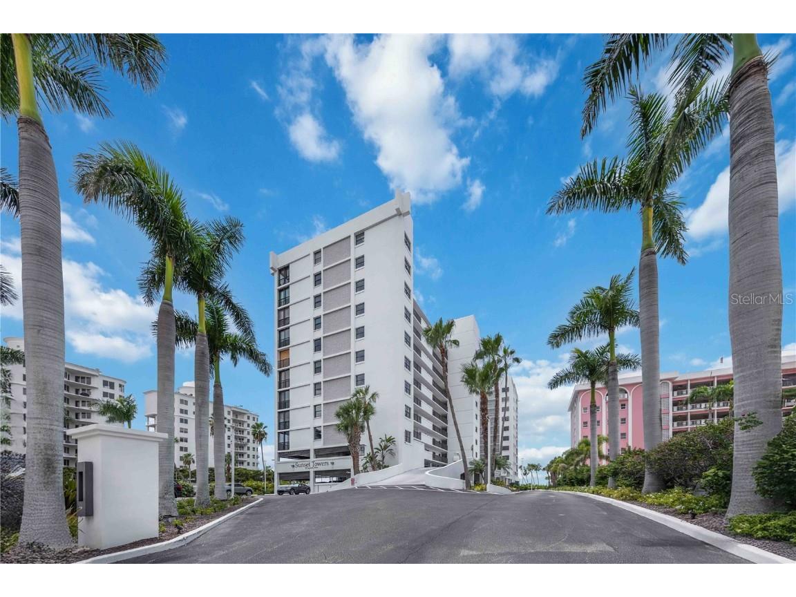 11 Sunset Drive #505 Sarasota FL 34236 A4666984 image1