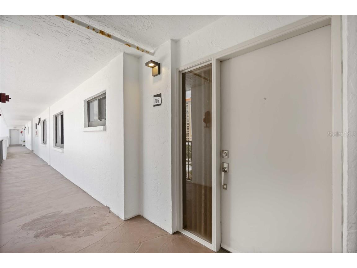11 Sunset Drive #505 Sarasota FL 34236 A4666984 image2