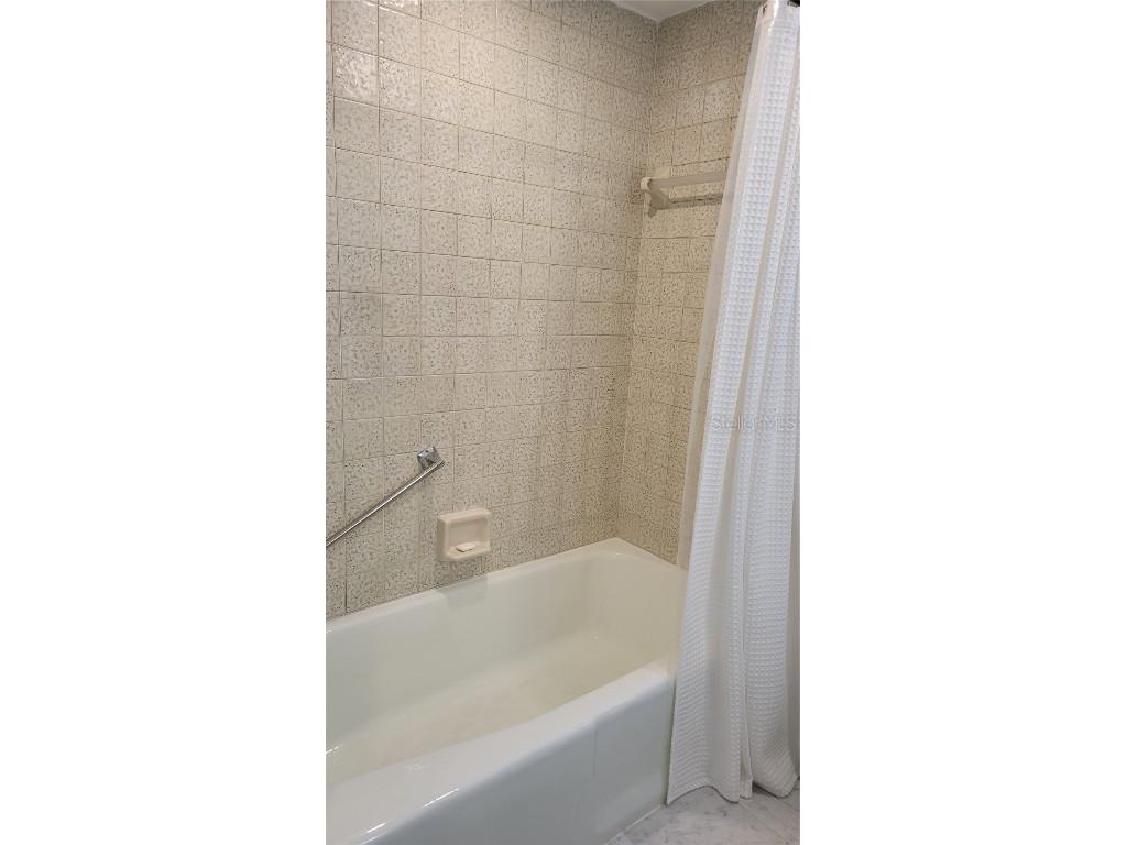 11 Sunset Drive #704 Sarasota FL 34236 - SARASOTA BAY A4653789 image21