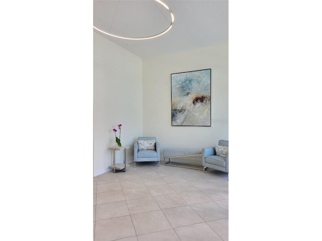 11 Sunset Drive #704 Sarasota FL 34236 - SARASOTA BAY A4653789 image3